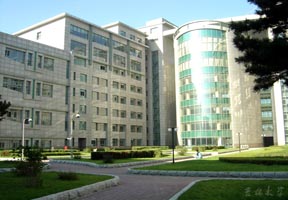 吉林大学