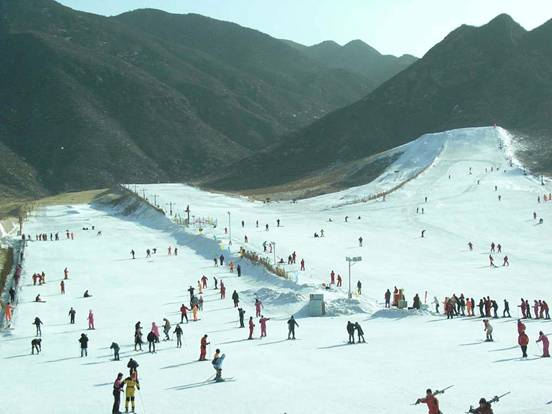 最新或2024（历届）北京春节去哪里旅游比较好