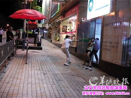 女特警四枪击毙歹徒,女特警击毙歹徒视频